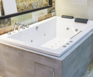 Jacuzzi